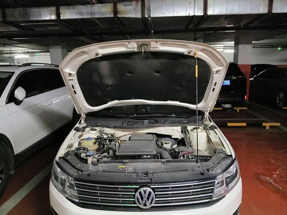 [南昌·赣L] 二手大众朗逸2017款 1.6L 自动舒适版