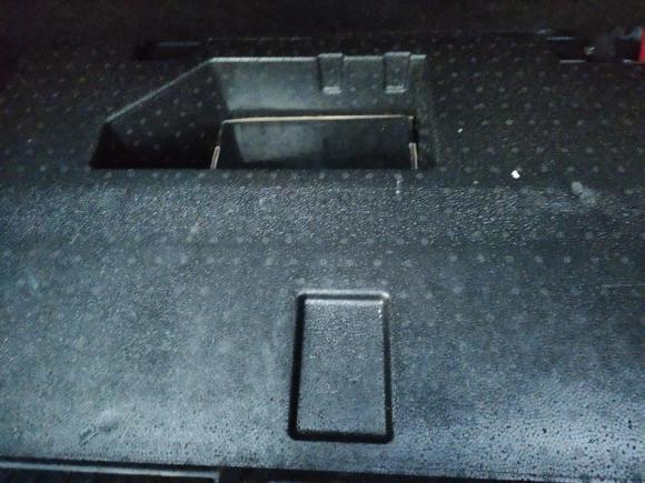 [广州·湘J] 二手阿尔法·罗密欧Giulia2017款 2.0T 200HP 豪华版