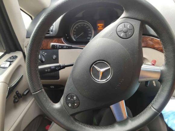 [广州·粤A] 二手奔驰唯雅诺2012款 2.5L 领航版