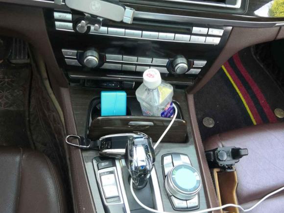 [南京·苏N] 二手宝马宝马7系2009款 730Li领先型