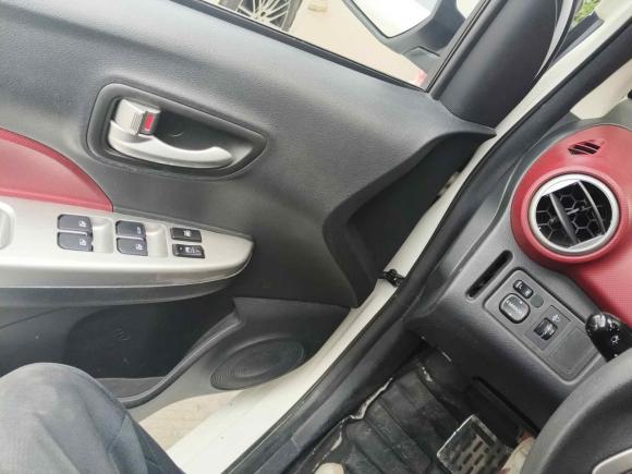 [西安·陕A] 二手长安奔奔2015款 1.4L IMT尊贵型 国V