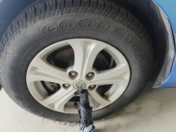 [深圳·粤B] 二手马自达马自达32010款 两厢 1.6自动豪华型