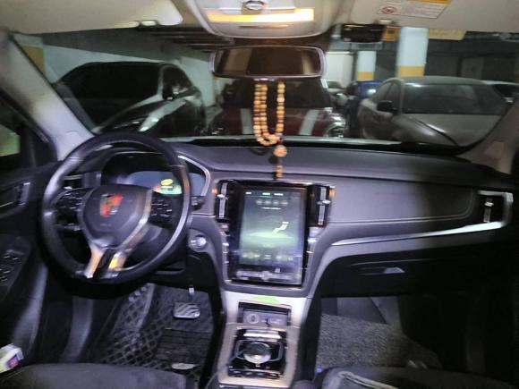 [深圳·粤B] 二手荣威荣威RX5新能源2017款 ERX5 EV400 电动互联网至尊版