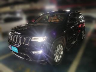 Jeep大切诺基2017款 3.6L 精英导航版