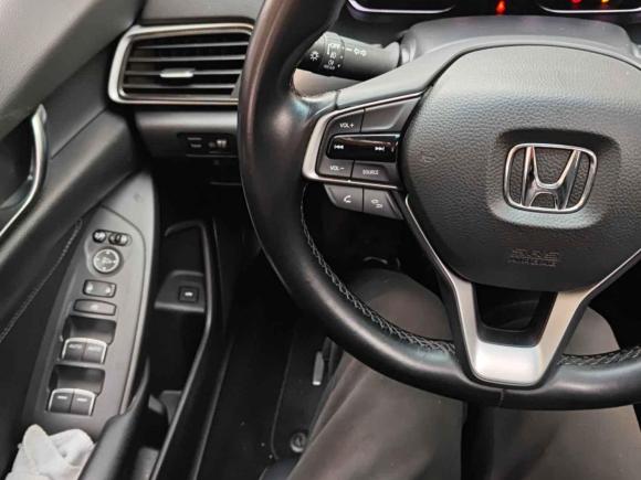 [济南·鲁A] 二手本田雅阁2018款 260TURBO 精英版 国VI