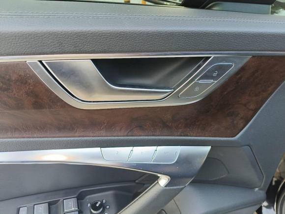 [深圳·鲁C] 二手奥迪奥迪A62022款 allroad quattro 探索家 55 TFSI 尊享越野型