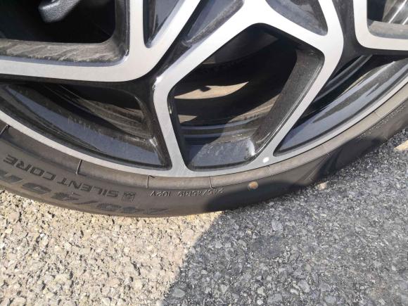 [青岛·鲁B] 二手哪吒汽车哪吒GT2023款 560