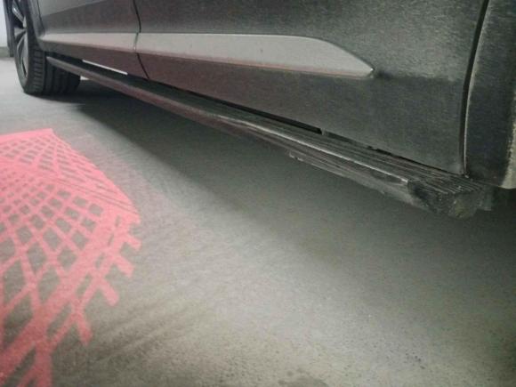 [南京·苏A] 二手红旗红旗HS72021款 2.0T DCT两驱智联旗享版