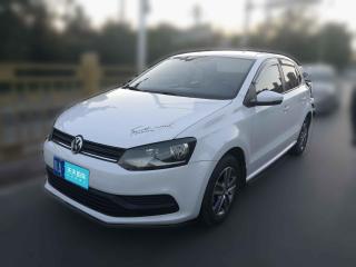 大众Polo2014款1.4L手动风尚版