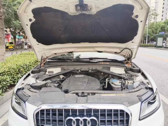 [苏州·苏E] 二手奥迪奥迪Q52015款 40 TFSI 进取型