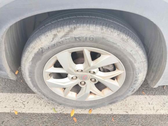 [成都·川A] 二手五菱汽车五菱宏光S32018款 1.5L 手动豪华型 国V