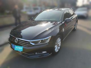 大众迈腾2019款330TSIDSG领先型国VI