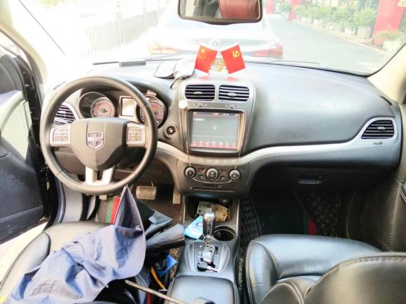 [广州·粤R] 二手道奇酷威2014款 2.4L 两驱旅行版