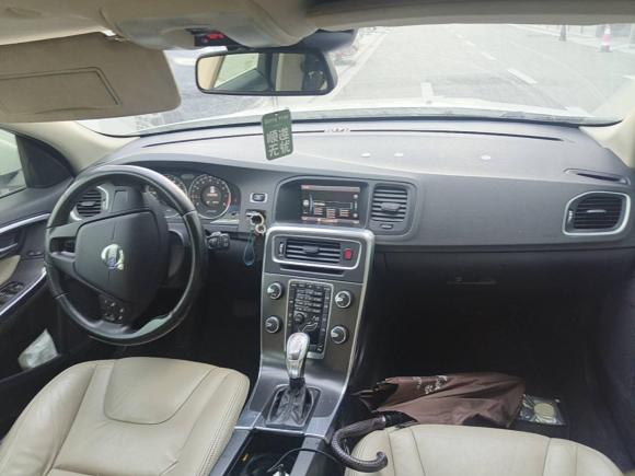 [台州·浙J] 二手沃尔沃沃尔沃V602013款 T5 智尚版