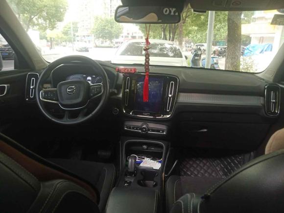 [南京·苏A] 二手沃尔沃沃尔沃XC402020款 T3 智行时尚版