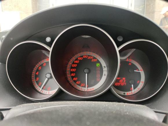 [上海·苏F] 二手马自达马自达32008款 两厢 2.0豪华型