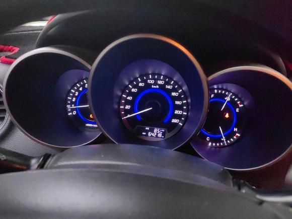 [上海·苏H] 二手长安逸动2014款 1.6L 手动豪华型