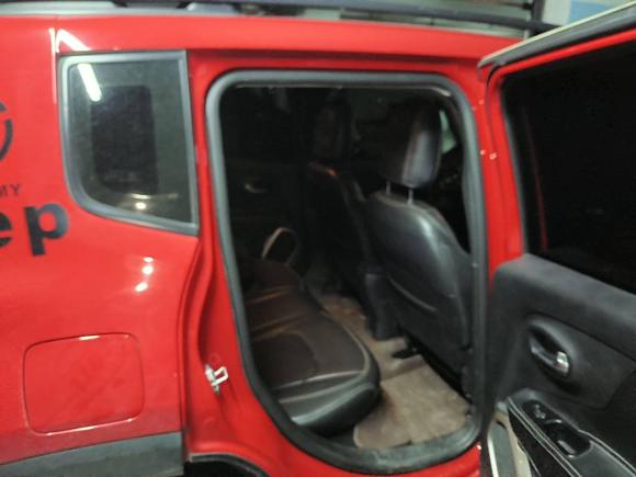 [西安·陕A] 二手Jeep自由侠2017款 180T 自动高能版