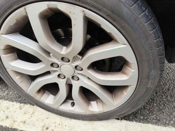 [宁波·浙B] 二手路虎揽胜极光2015款 2.0T 5门耀动版