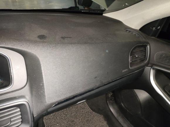 [武汉·鄂A] 二手沃尔沃沃尔沃V402016款 T4 智雅版