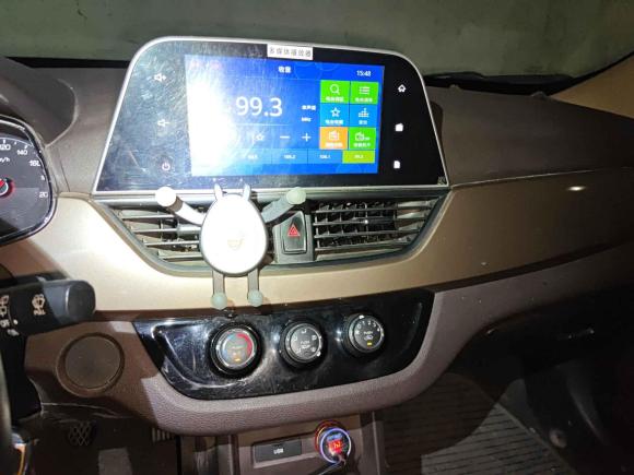 [广州·粤A] 二手宝骏宝骏310W2017款 1.5L 手动时尚型 国V