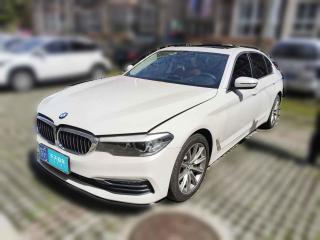 宝马宝马5系2018款 528Li 上市特别版