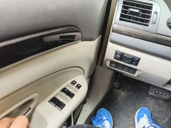 [武汉·鄂A] 二手东风风神东风风神A602016款 1.6L 自动豪华型