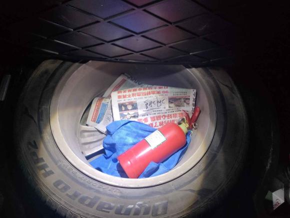 [西安·陕A] 二手奔腾奔腾X802015款 2.0L 自动舒适周年纪念型