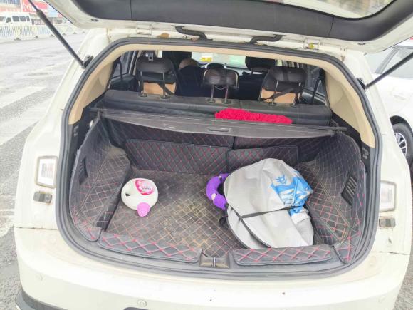 [南通·陕J] 二手宝骏宝骏5602016款 1.8L iAMT豪华型