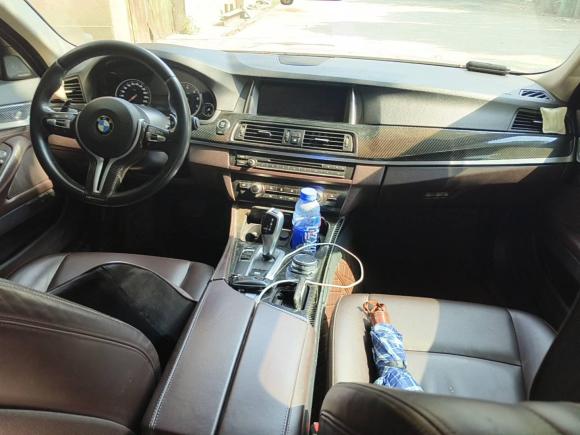 [上海·苏U] 二手宝马宝马5系2014款 525Li 豪华设计套装