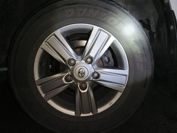 [青岛·鲁U] 二手丰田兰德酷路泽2012款 4.6L 自动VX-R