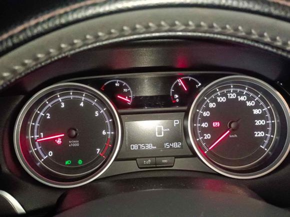 [佛山·粤Y] 二手标致标致4082015款 1.2T 自动豪华版