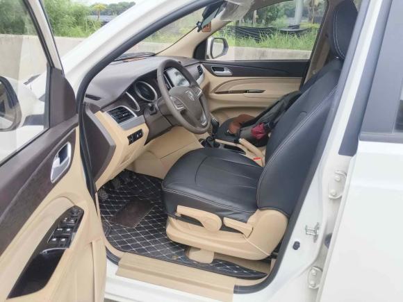 [广州·桂A] 二手宝骏宝骏7302019款 1.5L 手动超值型 7座 国VI