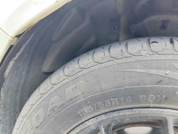 [苏州·苏E] 二手别克凯越2013款 1.5L 自动经典型