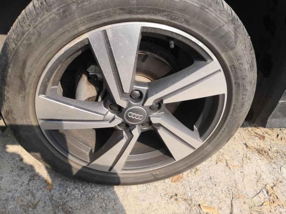 [广州·粤A] 二手奥迪奥迪Q2L2021款 35 TFSI 时尚动感型