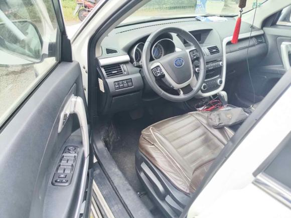 [上海·苏A] 二手奔腾奔腾X802013款 2.0L 自动舒适型