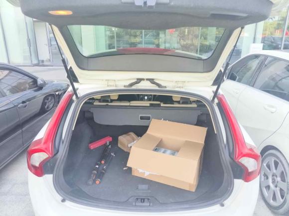 [台州·浙J] 二手沃尔沃沃尔沃V602013款 T5 智尚版