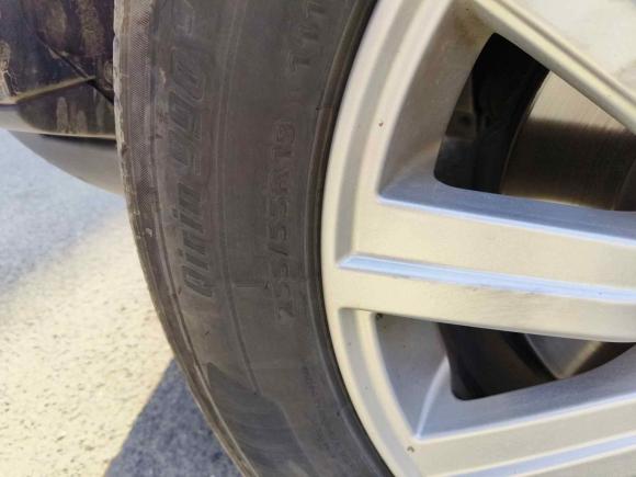 [青岛·鲁B] 二手路虎发现2015款 3.0 SDV6 HSE 柴油版