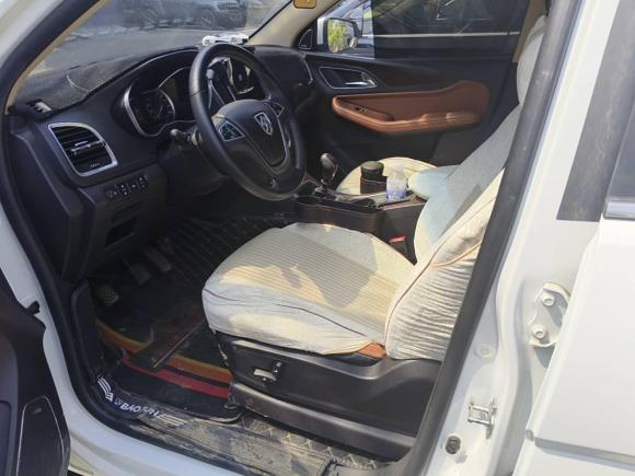 [青岛·鲁D] 二手宝骏宝骏5602017款 律动版 1.5T 手动尊享型