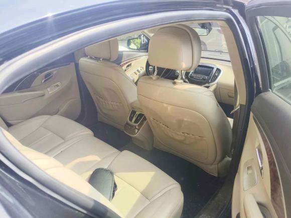 [济南·鲁A] 二手别克君越2013款 2.4L SIDI领先舒适型