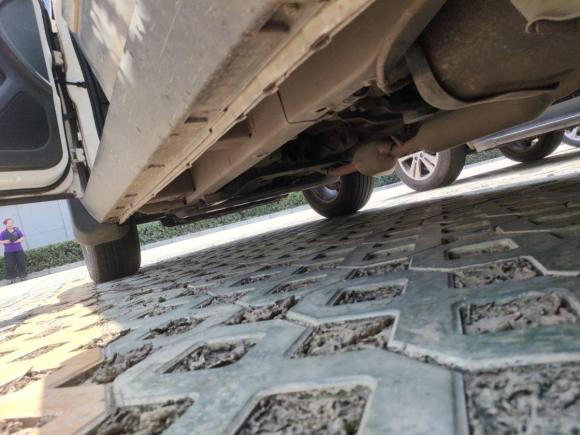 [成都·川T] 二手北汽幻速北汽幻速S32016款 1.5L 手动舒适型 国IV