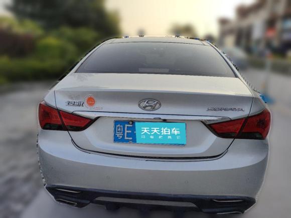 [佛山·粤E] 二手现代索纳塔2011款 2.0L 自动豪华版