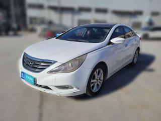 现代索纳塔2011款 2.0L 自动豪华版