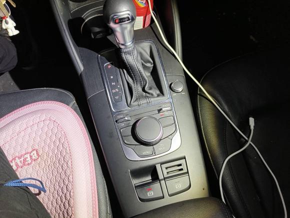 [苏州·苏E] 二手奥迪奥迪A32014款 Sportback 35 TFSI 自动舒适型