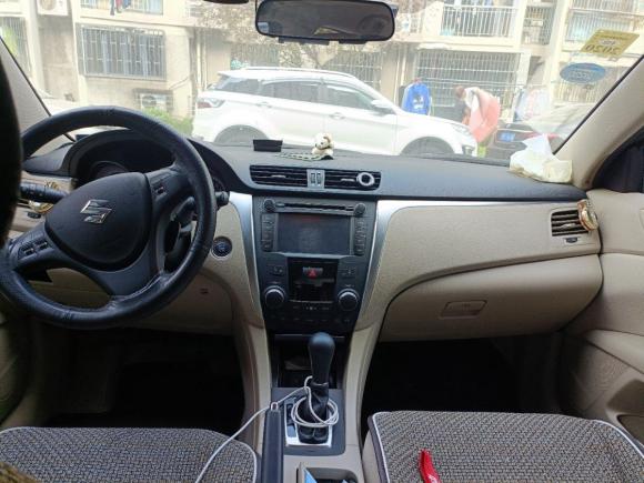 [上海·苏K] 二手铃木凯泽西2011款 2.4L 两驱CVT标准版