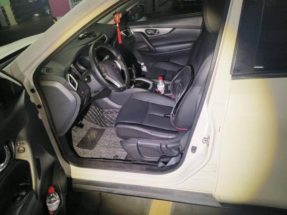 [南昌·赣M] 二手日产奇骏2014款 2.0L CVT舒适版 2WD