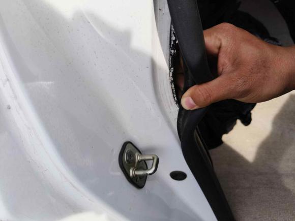 [青岛·鲁B] 二手标致标致3012016款 1.6L 自动舒适版