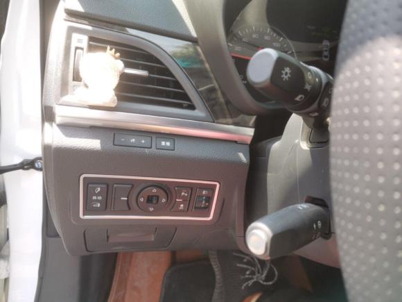 [上海·沪A] 二手比亚迪秦新能源2017款 1.5T 尊贵型