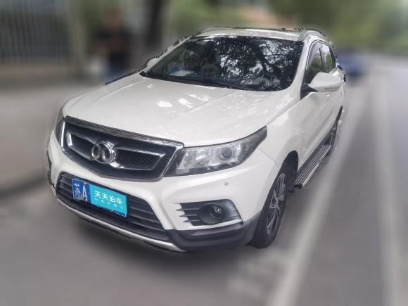 [南京·苏A] 二手北京汽车绅宝X552016款 1.5T CVT豪华版