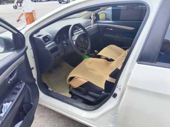 [青岛·鲁B] 二手铃木启悦2015款 1.6L 手动舒享型